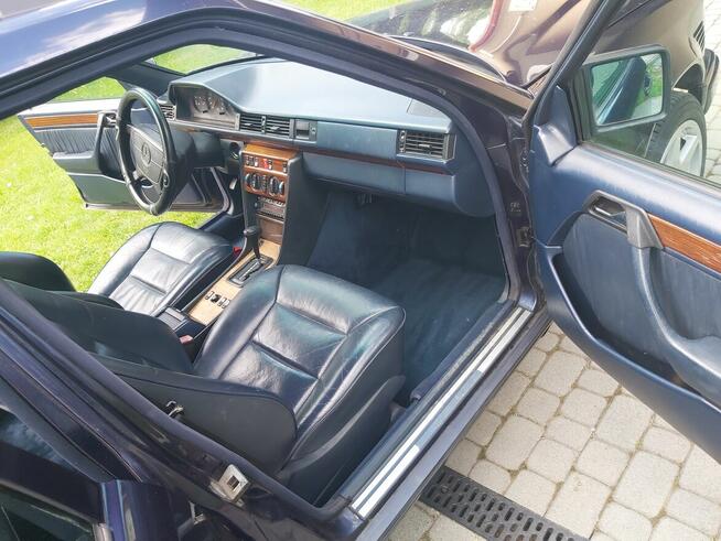 Mercedes-Benz E 124 T wersja 7 osobowa w skórze skandynawska Nowy Sącz - zdjęcie 4