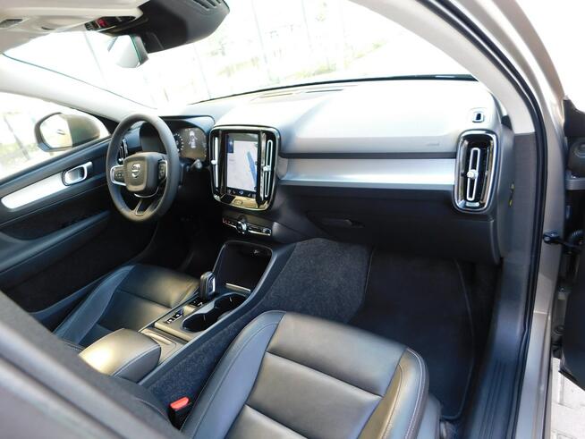Volvo XC 40 z Gwarancją Kamera Panorama Dach Pakiet zimowy Żyrardów - zdjęcie 7