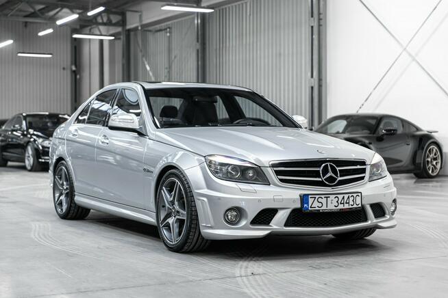 Mercedes C 63 AMG 6.2 V8. Bezwypadkowa. Stan kolekcjonerski. Węgrzce - zdjęcie 3