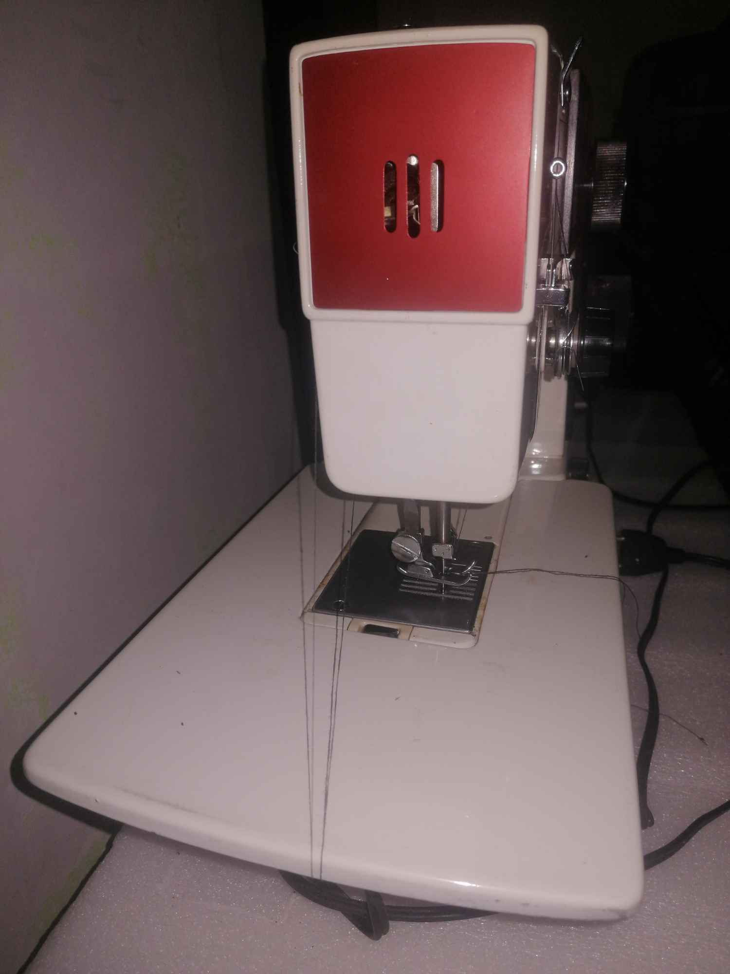 Maszyna do szycia Bielany - zdjęcie 5