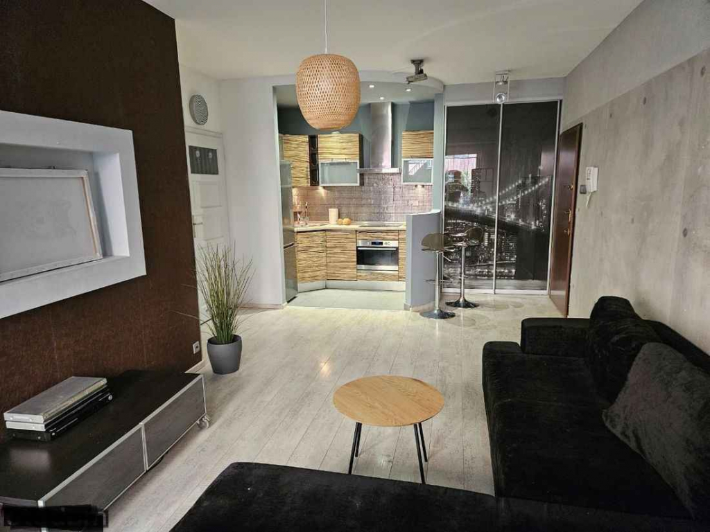 2pok, 48met, Okolice Legnickiej KOMÓRKA/2006 (Wrocław) Stare Miasto - zdjęcie 3