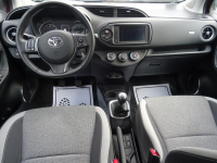 Mistrzyni niezawodności - Toyota Yaris Y20 z polskiego salonu. Łódź - zdjęcie 4