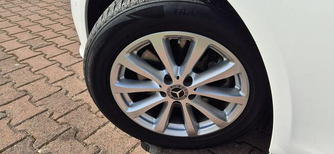 Mercedes E 220 4-MATIC-PNEUMATYKA-PANORAMA Paproć - zdjęcie 4