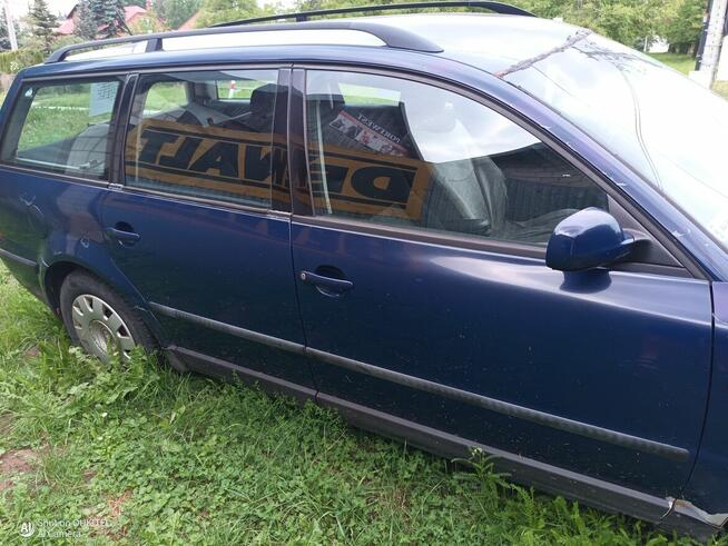 WOLKSWAGEN PASSAT 19 TDI Markowa - zdjęcie 1