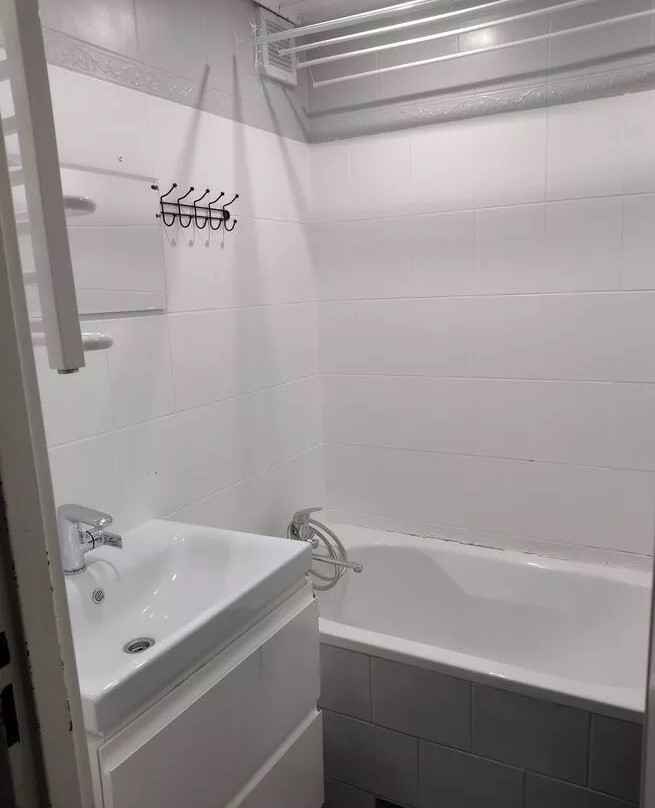 M4 na sprzedaż, umeblowane, pierwsze piętro Lipsk - zdjęcie 6