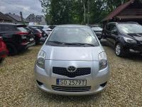 Toyota Yaris 1.3 88koni.Krajowy.Doinwestowany wsiadać i jeździć! Sosnowiec - zdjęcie 2