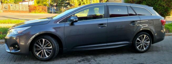 Toyota Avensis 2.0 D4D 143 KM Led Klima PdC Import Raty Opłaty !!! Łęczyca - zdjęcie 5