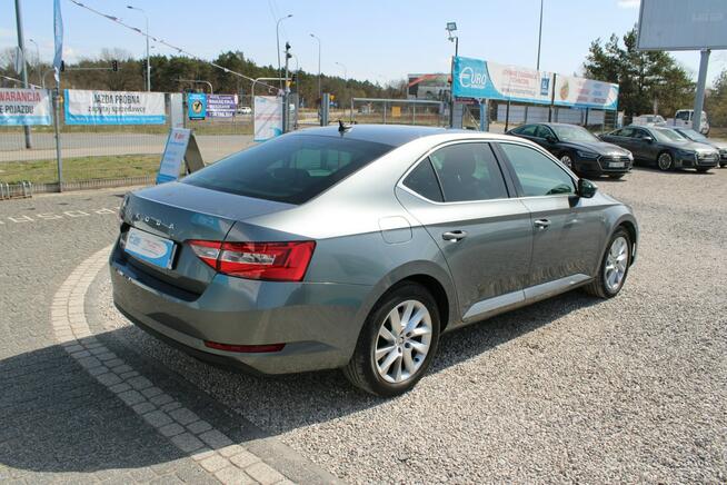 Škoda Superb Ambition DSG Nawigacja netto 70650 PLN Gwarancja Virtual Warszawa - zdjęcie 6