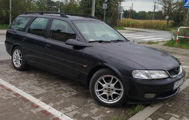 OPEL Vectra Brzeg Dolny - zdjęcie 2