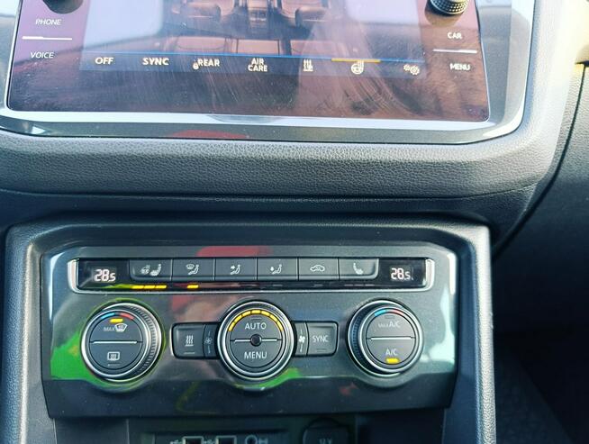 Volkswagen Tiguan 4x4 virtual cocpit Otwock - zdjęcie 6