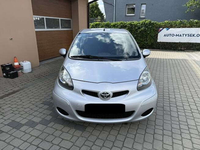 Toyota Aygo !! Rezerwacja !! Orzech - zdjęcie 2