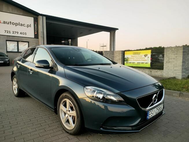 Volvo V40 2.0 D2 Momentum Automat  Klimatyzacja PDC Nawigacja Burzenin - zdjęcie 7