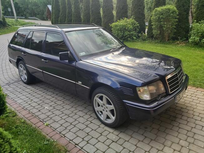Mercedes-Benz E 124 T wersja 7 osobowa w skórze skandynawska Nowy Sącz - zdjęcie 1