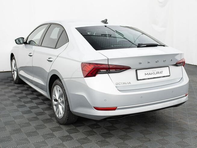 Škoda Octavia WE8M461#1.5 TSI Ambition Cz.park LED Salon PL VAT 23% Gdańsk - zdjęcie 4
