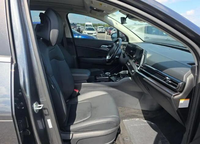 Kia Sportage Bogata wersja wyposażenia / AWD / niski przebieg Cieszyn - zdjęcie 9