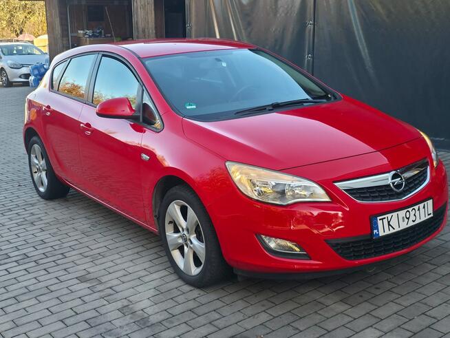 Opel Astra 1.4 Benzyna | Serwisowany | Bogate wyposażenie | Piekoszów - zdjęcie 2