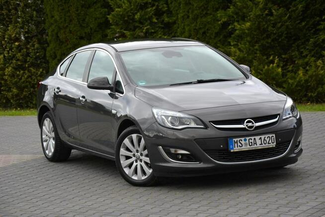 Opel Astra Lift Innovation bi-Xenon Led Duża Navi Skóry 2xParktr. Aso Ostrów Mazowiecka - zdjęcie 10