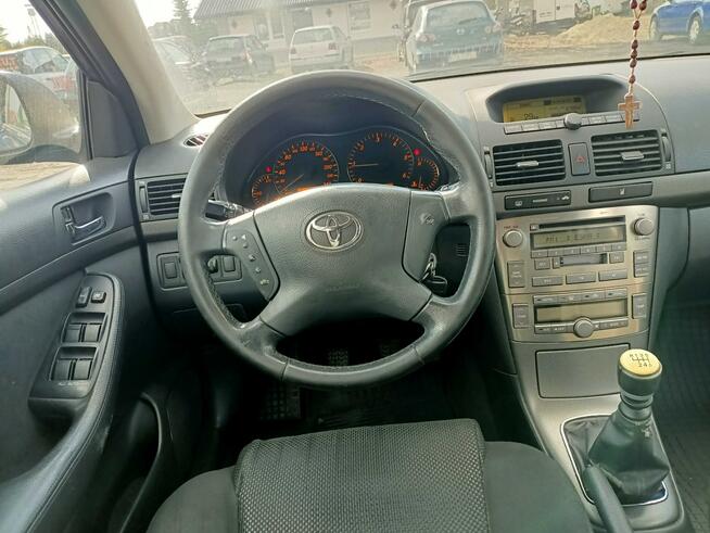 Toyota Avensis 2.2 D-4D 150km 05r Tarnów - zdjęcie 7