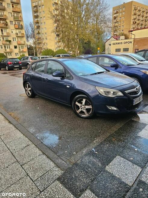 Opel Astra Gdynia - zdjęcie 5