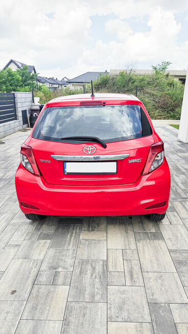 TOYOTA YARIS 1.0 BENZYNA | 2012 | 1 WŁAŚCICIEL | POLSKI SALO Radzionków - zdjęcie 3