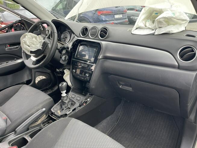 Suzuki Vitara SHVS Kamera Podgrzewanie Aktywny temp. 129KM Gliwice - zdjęcie 9