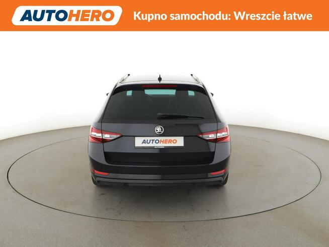 Škoda Superb bixenon+led ACC navi pdc el fotele klima 3 strefy Warszawa - zdjęcie 6