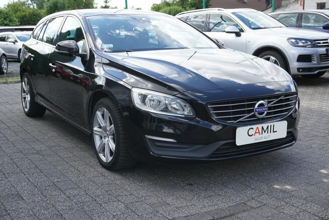 Volvo V60 zarejestrowany, ubezpieczony, atrakcyjny przebieg Opole - zdjęcie 3
