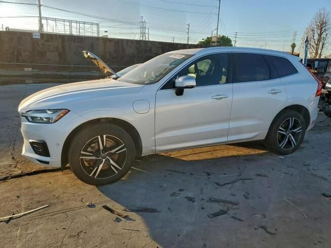 Volvo XC 60 / PLUG-IN / 4x4 / Bogate wyposażenie / Tarnów - zdjęcie 2