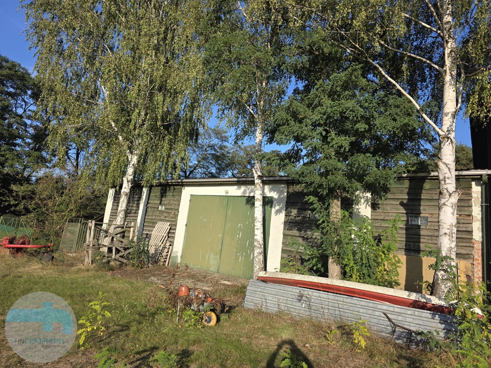 Unikalna działka inwestycyjna – budynek, hangar, lądowisko i staw Żyrów - zdjęcie 5