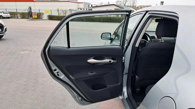 Toyota Auris 1.33 101 koni Klimatronik możliwa ZAMIANA Rawa Mazowiecka - zdjęcie 9