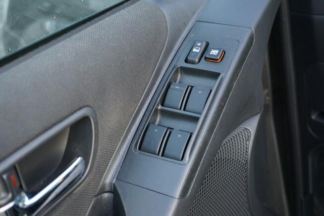 Toyota Corolla Verso Opole - zdjęcie 9