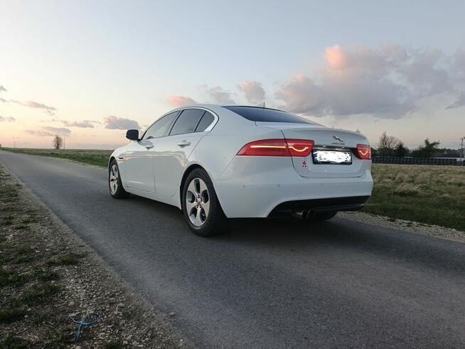 Jaguar XE 2015r Kielce - zdjęcie 6