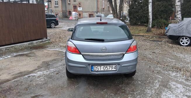 Opel Astra H Strzelin - zdjęcie 4