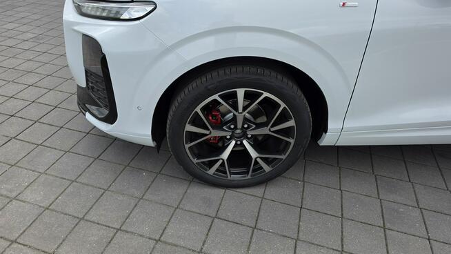 Audi Q3 TFSI 150 KM S tronic Radom - zdjęcie 3