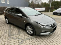 Opel Astra 1,4 125KM  Rej.03.2019  Klima  Navi  Serwis  1Właściciel Orzech - zdjęcie 3