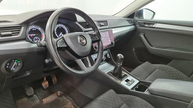 Skoda Superb 2.0 TDI SCR Ambition Warszawa - zdjęcie 9