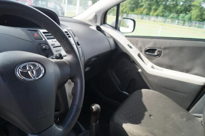Toyota Yaris Salon Polska od 15 lat jeden właściciel Goczałkowice-Zdrój - zdjęcie 12