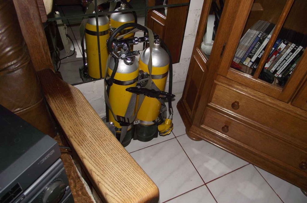 ksiazka (CD) Defendu wk1 Pletwonurek Gniezno - zdjęcie 1