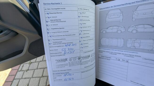 VOLKSWAGEN TOURAN 1.4 TSI 140 KM Comfortline (2013) – Zadbany Biała - zdjęcie 10