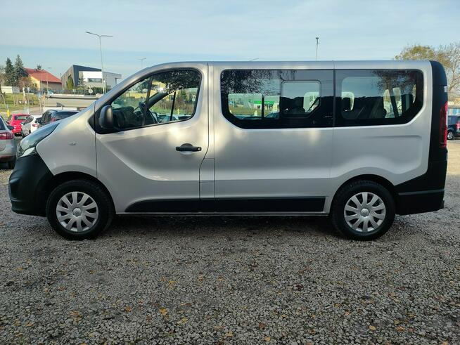Opel Vivaro Tylko 162.000km* 9 osób* Super stan*Model 2018 Bydgoszcz - zdjęcie 12