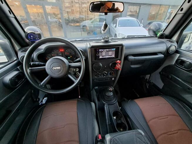 Manuał, 4x4, Zadbany, 3,8 benzyna 202 KM Warszawa - zdjęcie 4