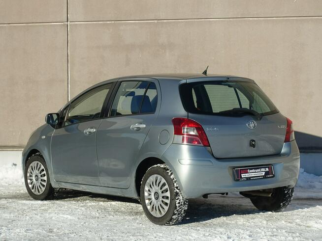 Toyota Yaris 1.3 VVT-i 100KM/Lift/Klimatronik/Ks.Serwisowe Lublin - zdjęcie 9