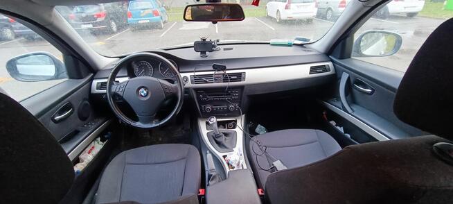 BMW E91 318D TOURING 2009 Kraków - zdjęcie 4