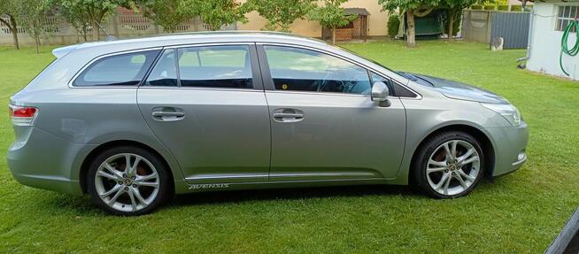 Toyota Avensis Częstochowa - zdjęcie 3