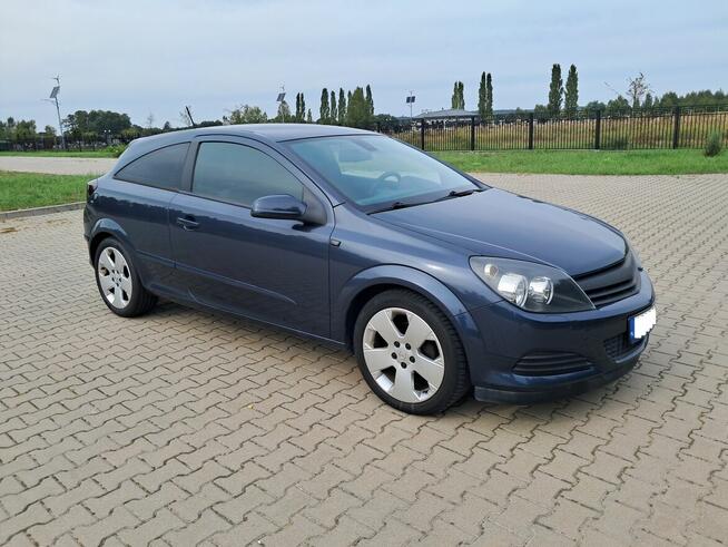 Opel ASTRA H 1.4i 90 KM rok 2008 Turek - zdjęcie 1