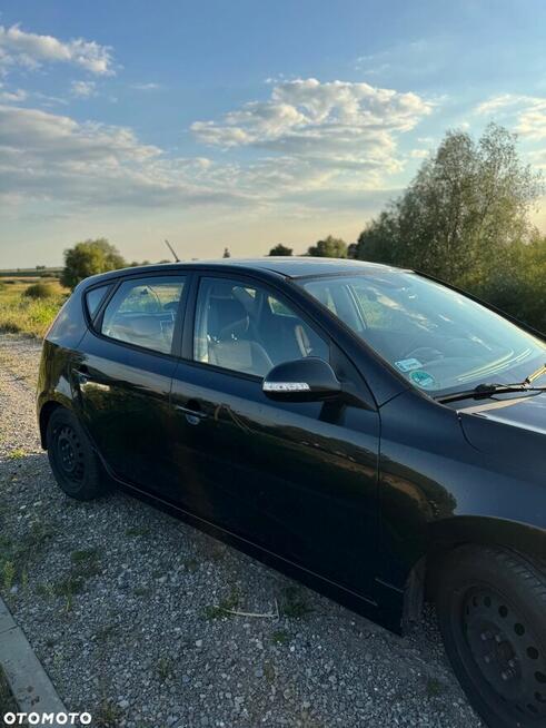 Hyundai i30 1.6 CRDi Classic EU5 Sandomierz - zdjęcie 5