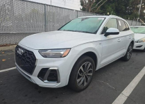 Audi Q3 PREMIUM PLUS / S-Line / niski przebieg