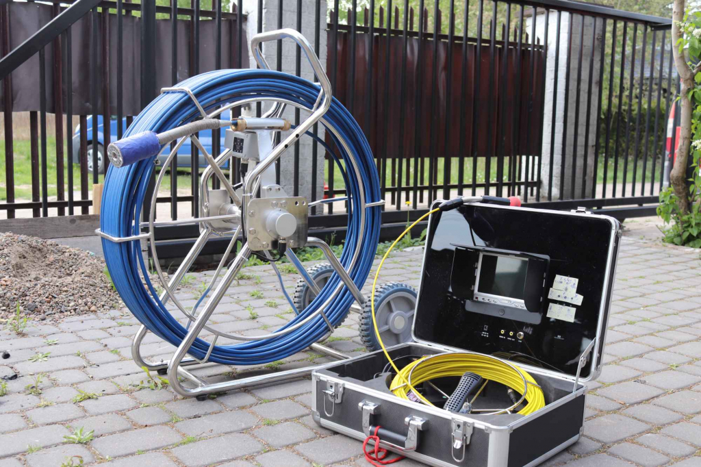 udrażnianie zatorów W kanalizacji pojazdem WUKO Wyszków - zdjęcie 3