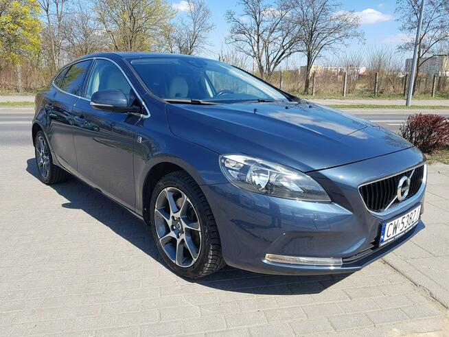 Volvo V40 2,0 D3 Jasne Skóry Kamera Nawigacja Zarejestrowany Gwarancja Włocławek - zdjęcie 3