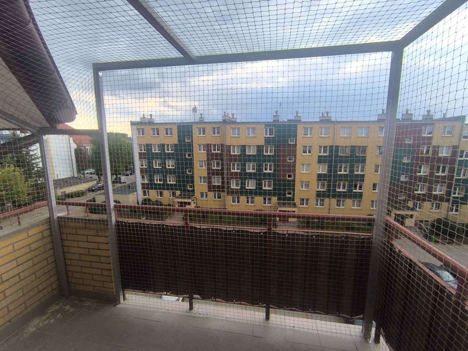 Zabezpieczamy balkony siatkami - bezpieczeństwo dla kotów Białystok - zdjęcie 6